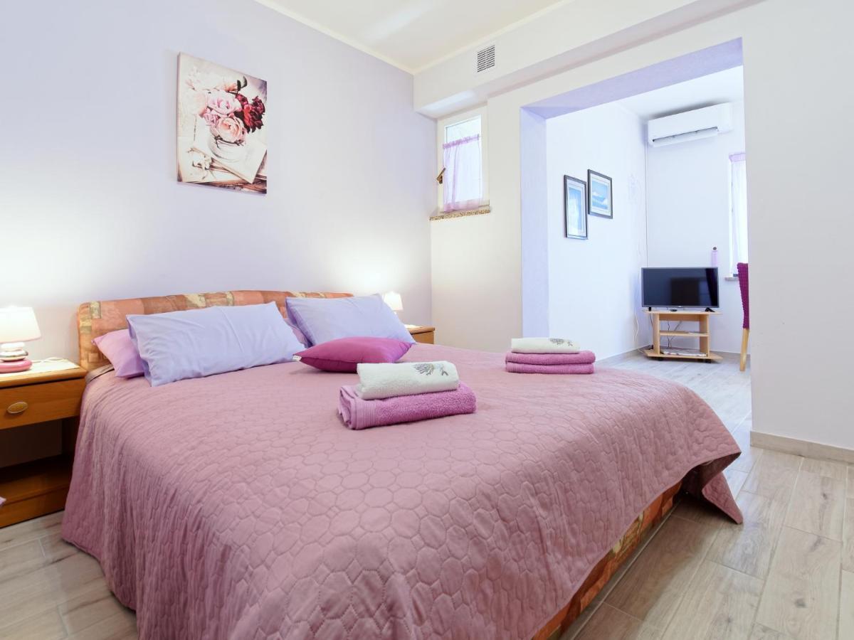 Apartments Marta By Rent Istria Novigrad (Istria) Exterior foto